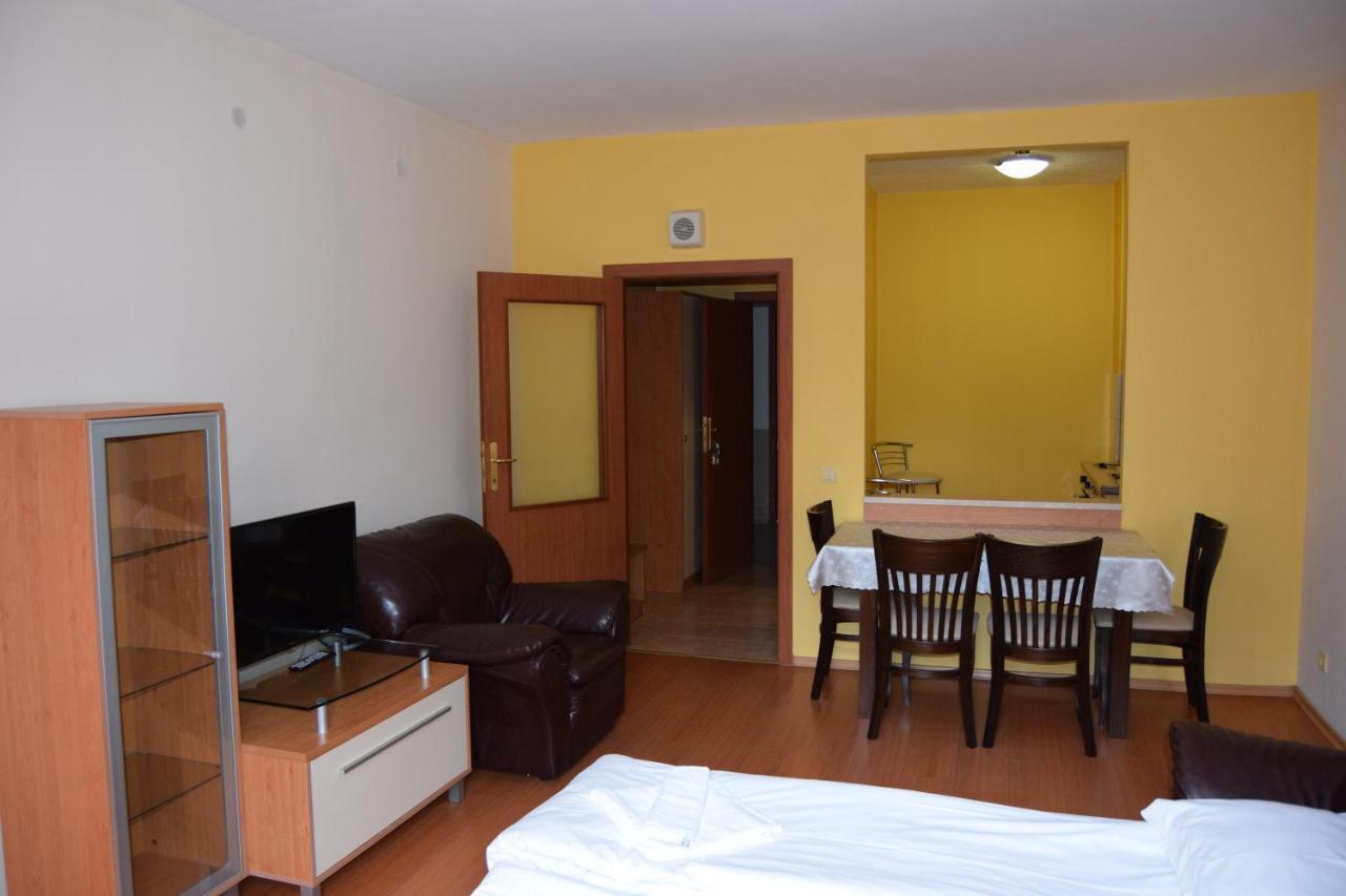 Persey Flora Apartments Borovets Exterior photo